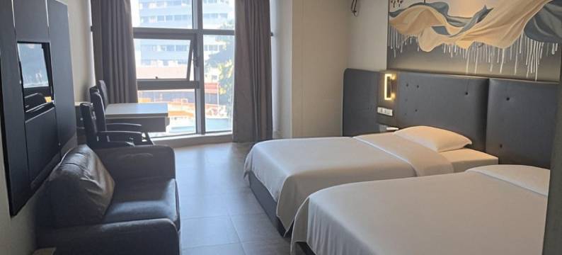 龙腾精品酒店(深圳宝能中心笋岗地铁站店)图片