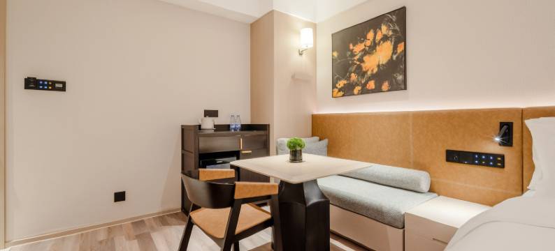 美豪丽致酒店(南宁朝阳广场明秀路地铁站店)图片