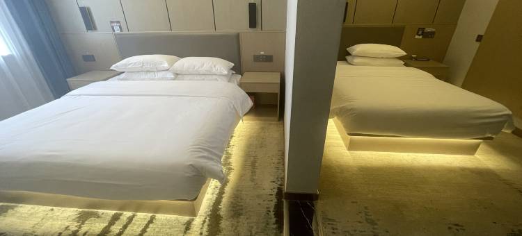 艺龙瑞云酒店(绿博新城店)图片