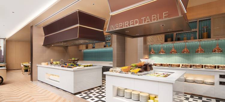 深圳宝安机场希尔顿惠庭酒店图片