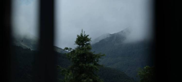 良栖山院民宿(乌蒙大草原店)图片