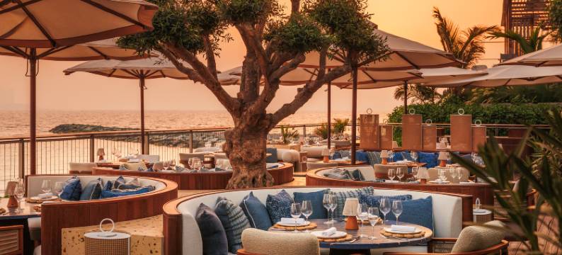 迪拜卓美亚港湾酒店(Jumeirah Marsa Al Arab Dubai)图片