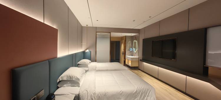 潮曼酒店(孟良崮工业园区店)图片