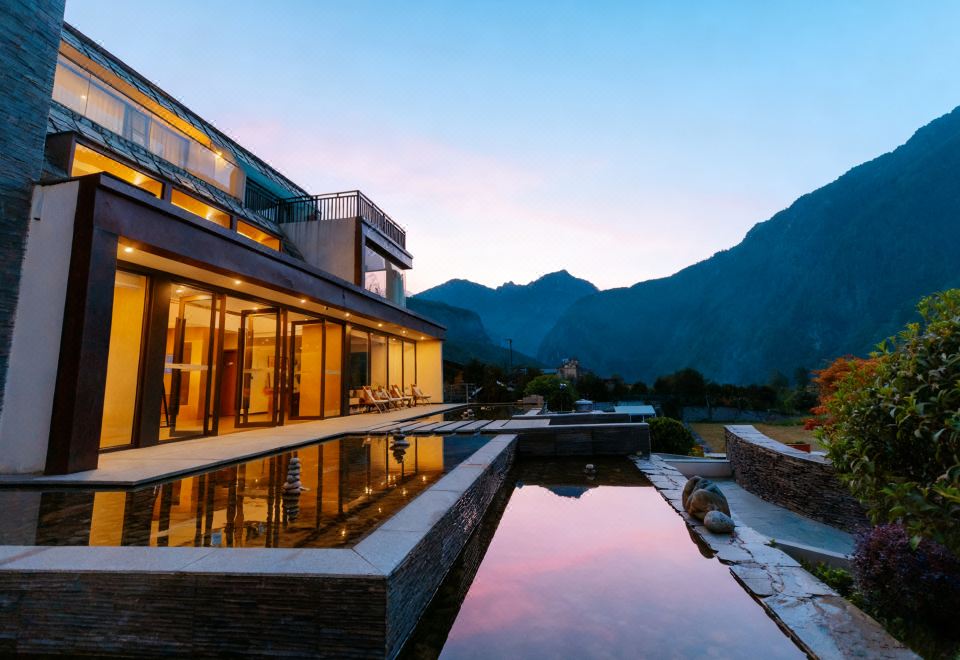 Bingzhong Luozhongding Garden Holiday Hotel over view