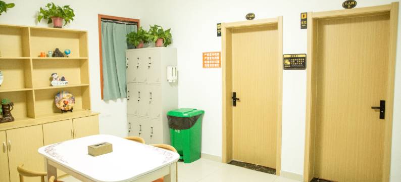 紫薇星青年旅社(合肥长江西路西七里塘地铁站店)图片