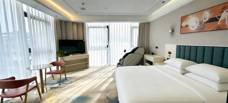 星屹大酒店(天柱蚂蝗龙金凤公园广场店)图片