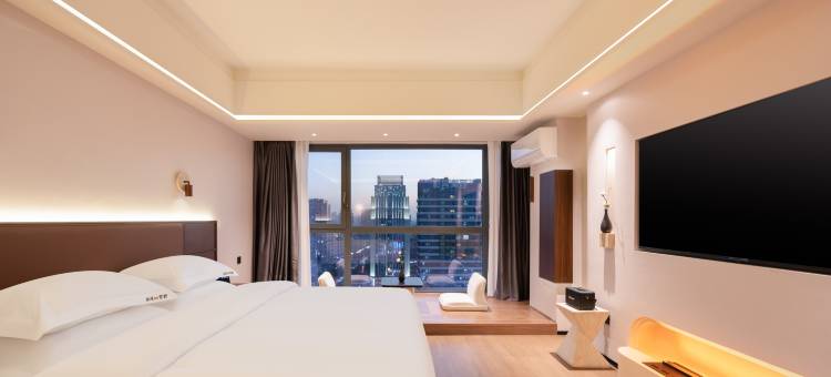 苜野SuMmit·设计师民宿(红谷滩万达秋水广场店)图片