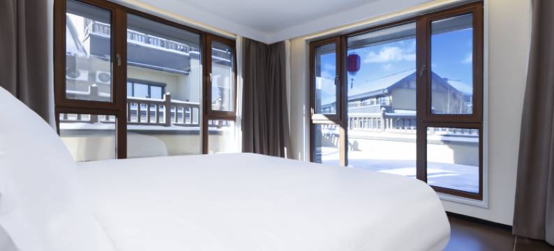 云栖山居民宿(长白山北坡集散中心恩都里水广场店)图片