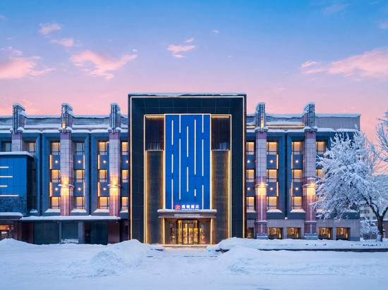 哈尔滨中央大街璞硯酒店