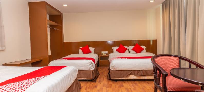 Capital O 91277 努尔别墅酒店(Capital O 91277 Nur Villa Hotel)图片