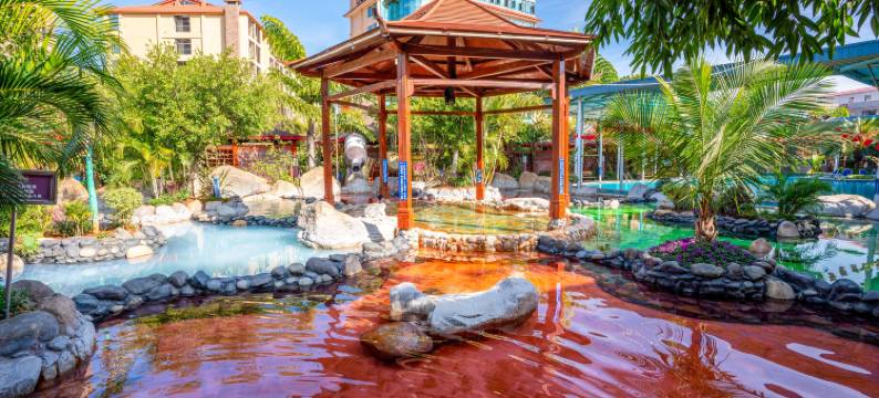 弥勒鑫甲玉泉温泉酒店图片