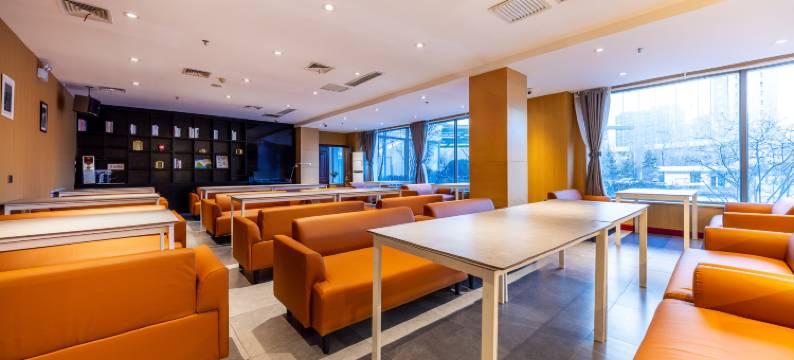 西宁宜合酒店( 城东万达广场店)图片