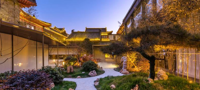 开封清明上河园鼓楼广场｜御和府•古典园林度假酒店图片