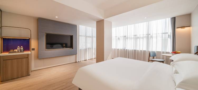 铂顿元世纪酒店(深圳沙井步涌地铁站店)图片