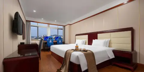 柚娛電競酒店(上饒玉山將軍廟步行街店)