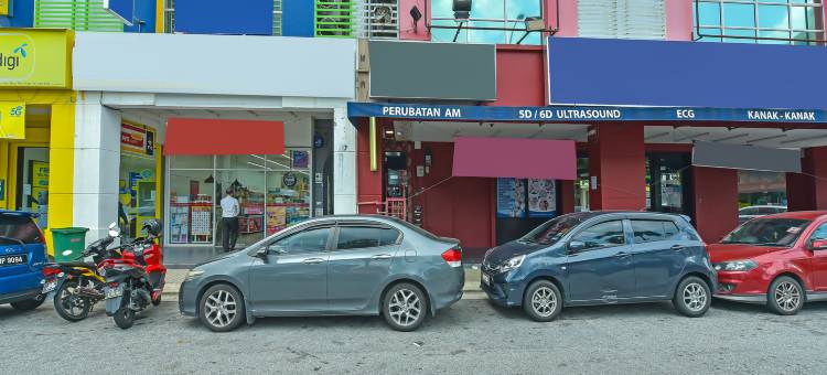 首都O 90788新33号帕尔迈苏里酒店(Capital O 90788 New Hotel 33 Permaisuri)图片