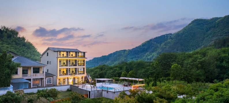 溪舍·山野绿荫私汤温泉旅居美宿(安吉浙北大峡谷龙王山漂流店)图片