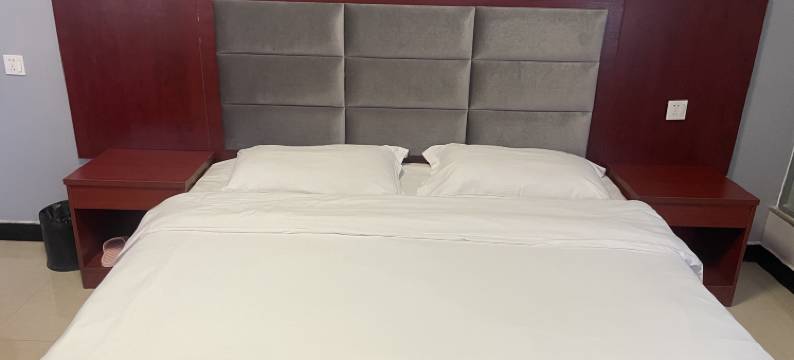 雅丰宾馆(平顶山学院湖滨校区店)图片