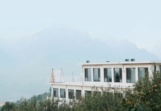 Yishan Yitian HomestayHotel Overview