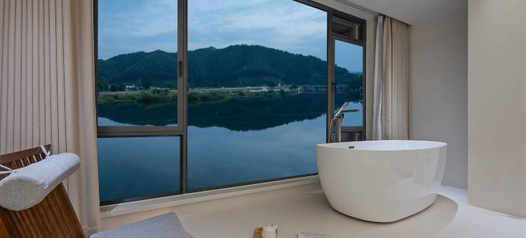 云起玖舍·慢野·侘寂艺术观景度假民宿(婺源江湾度假区店)图片