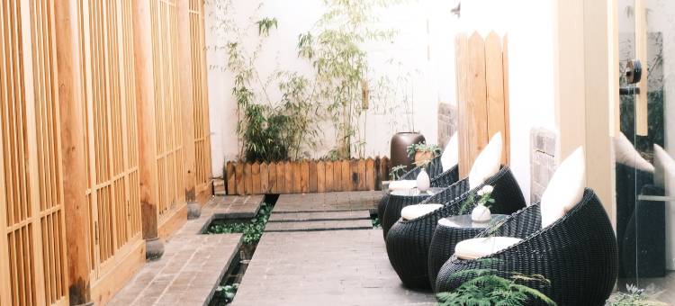 龚禧里·遇见酒店(南屏步行街金马碧鸡坊店)图片