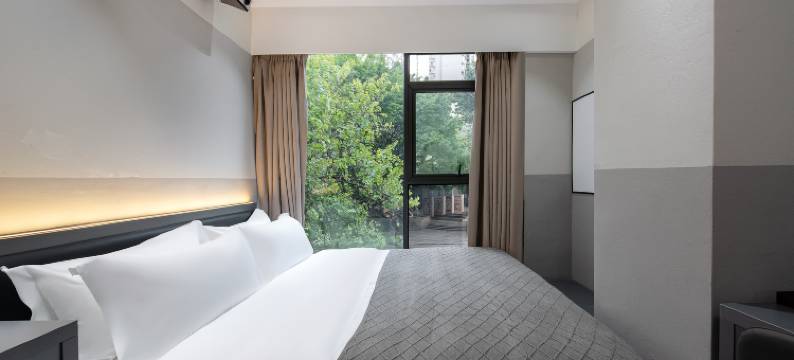 柳州Y·亚辰酒店(音乐喷泉五星步行街店)图片