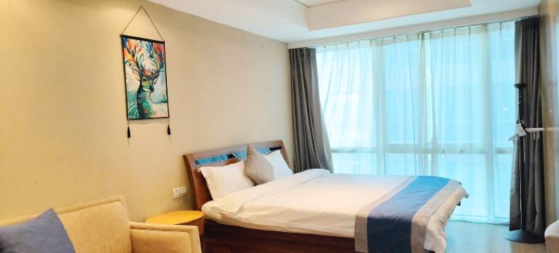 腾逸度假公寓(青岛栈桥火车站店)图片