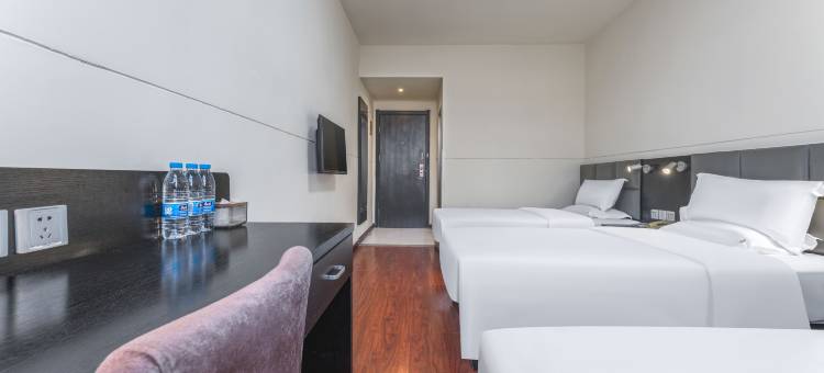 柏维轻居酒店(建设中路濮阳市中心广场店)图片