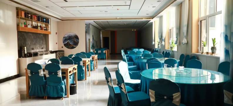 保德乾耀酒店图片