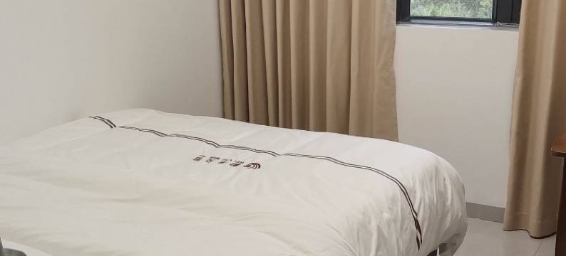 蔚莱民宿(龙光玖珑府店)图片