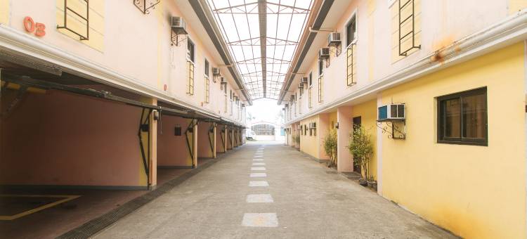 RedDoorz @ Moss Hotel Dasmarinas图片