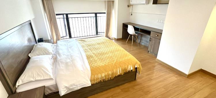 良栖·loft影院民宿(南昌西站店)图片