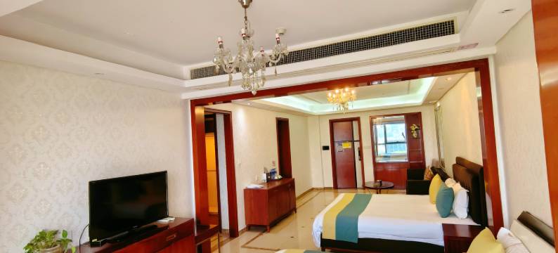 汉奢假日酒店(南京绿城水晶蓝湾百家湖地铁站店)图片