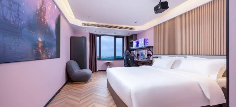 粤塔H电竞酒店(德思勤广场汽车南站店)图片