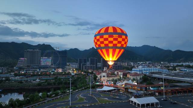 千岛湖啤酒假日酒店(啤酒小镇店)图片