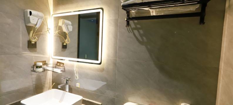 菲克电竞酒店(张家界大庸府城店)图片