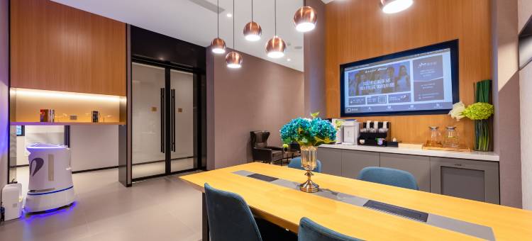 如家商旅酒店(深圳会展中心岗厦地铁站店)图片