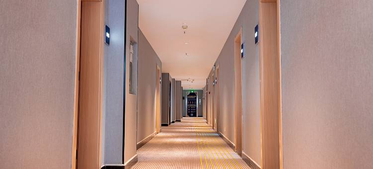 7天优品(郑州紫荆山南路河南工程学院龙湖店)图片