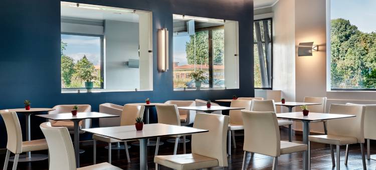 Holiday Inn Express 米兰 - 马尔彭萨机场(Holiday Inn Express Milan - Malpensa Airport)图片