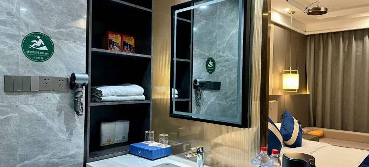 隆丰湖州际大酒店图片