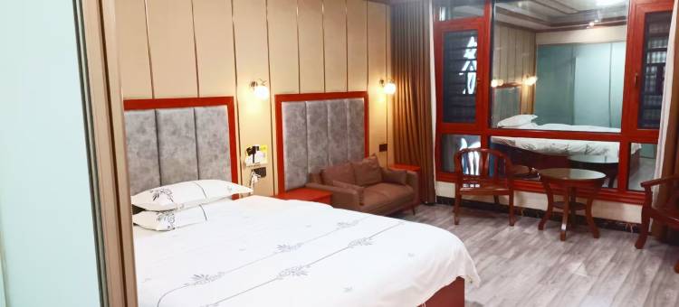 万群商务酒店(城步汽车北站店)图片