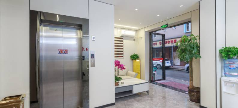 欧韵影院电竞酒店(成都西南石油大学)图片