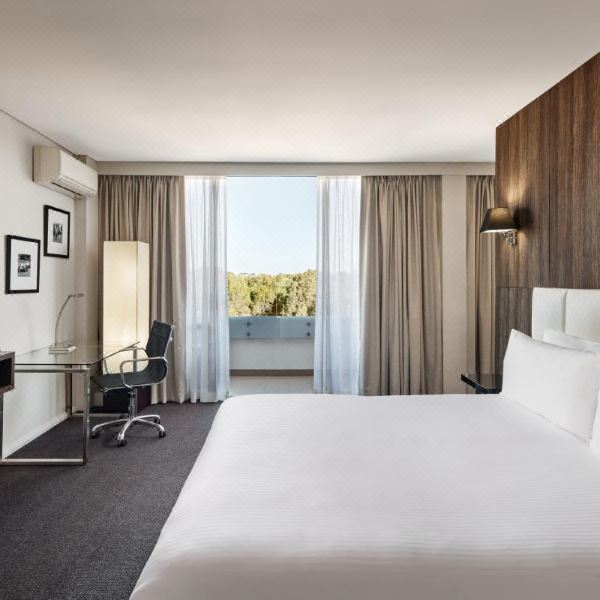 沃里克农场假日酒店(Holiday Inn WARWICK FARM by IHG)图片