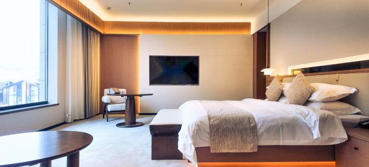 赛里木湖信敏·慕云山居酒店图片