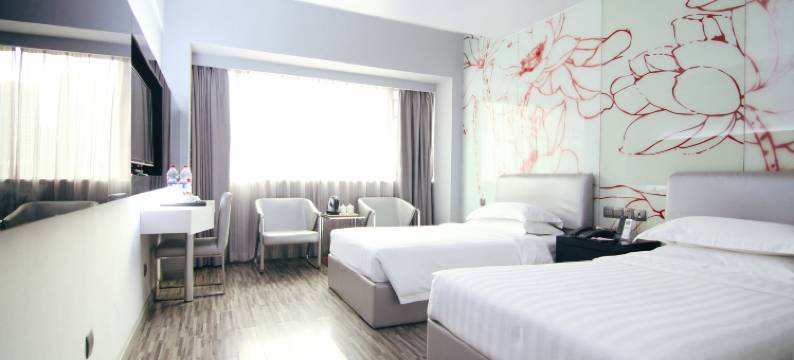 深圳华盐酒店(水贝珠宝城田贝地铁站店)图片