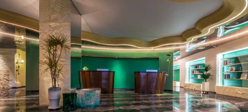 中卫星岸酒店(沙坡头区鼓楼西街店)图片