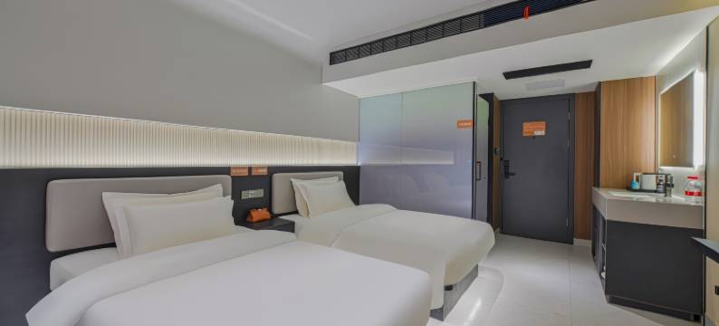 优恩电竞酒店(万象城奥体中心店)图片