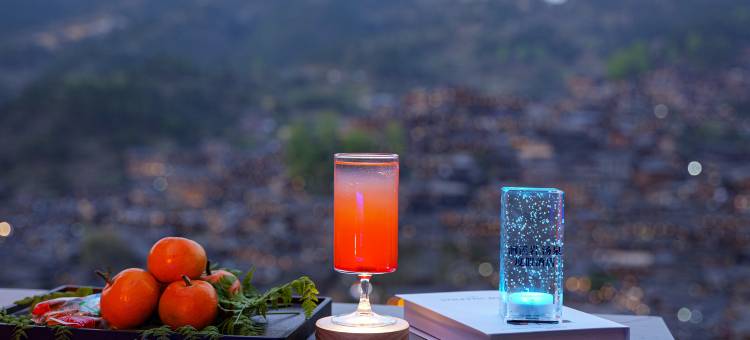 涧溪岩·汤泉全景酒店(西江千户苗寨店)图片