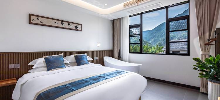 杭州临安·大隐与山美宿(湍口温泉水上乐园店)图片