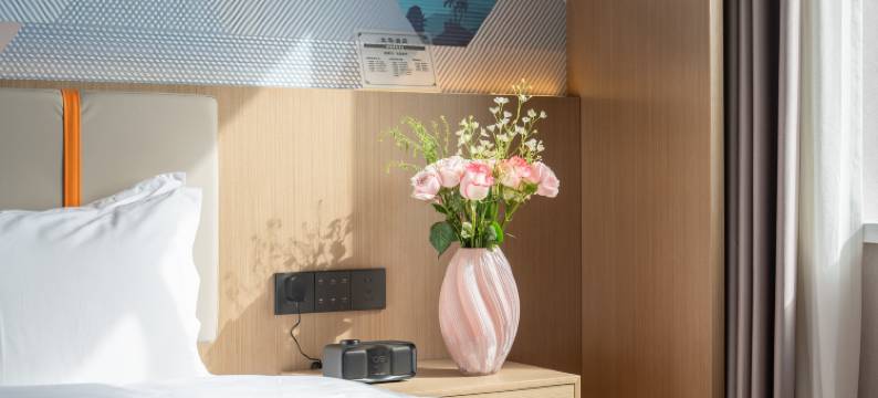 龙华酒店(兰州榆中大名城A区店)图片